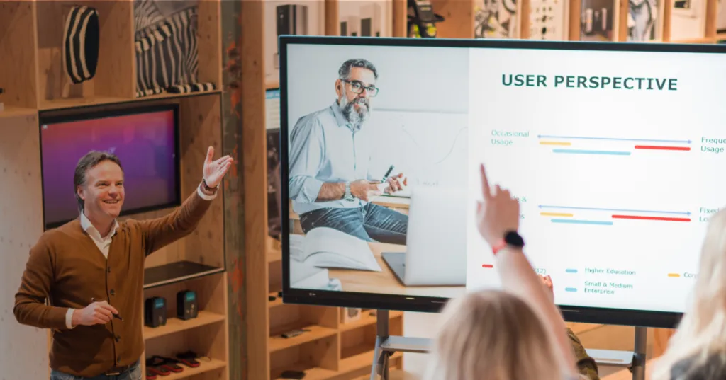 Presentatie op interactief scherm tijdens een vergadering / présentation sur écran interactif en réunion